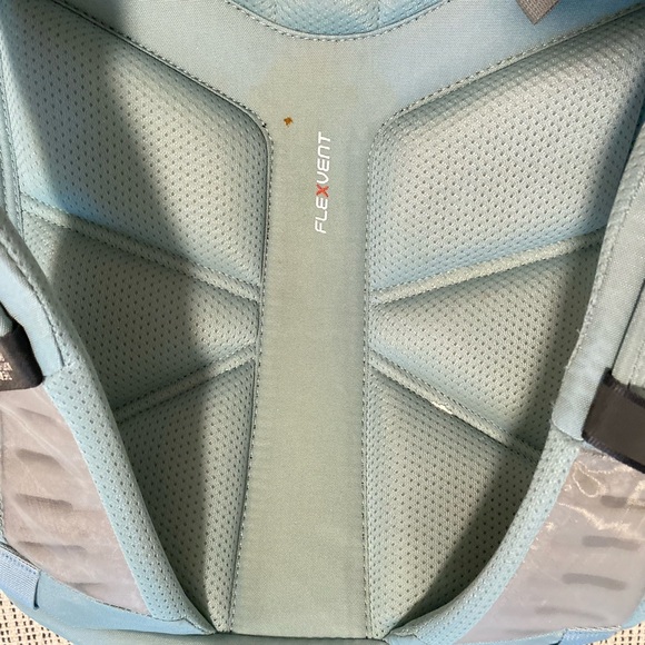 Northface Borelias backpack 29L - Picture 3 of 5